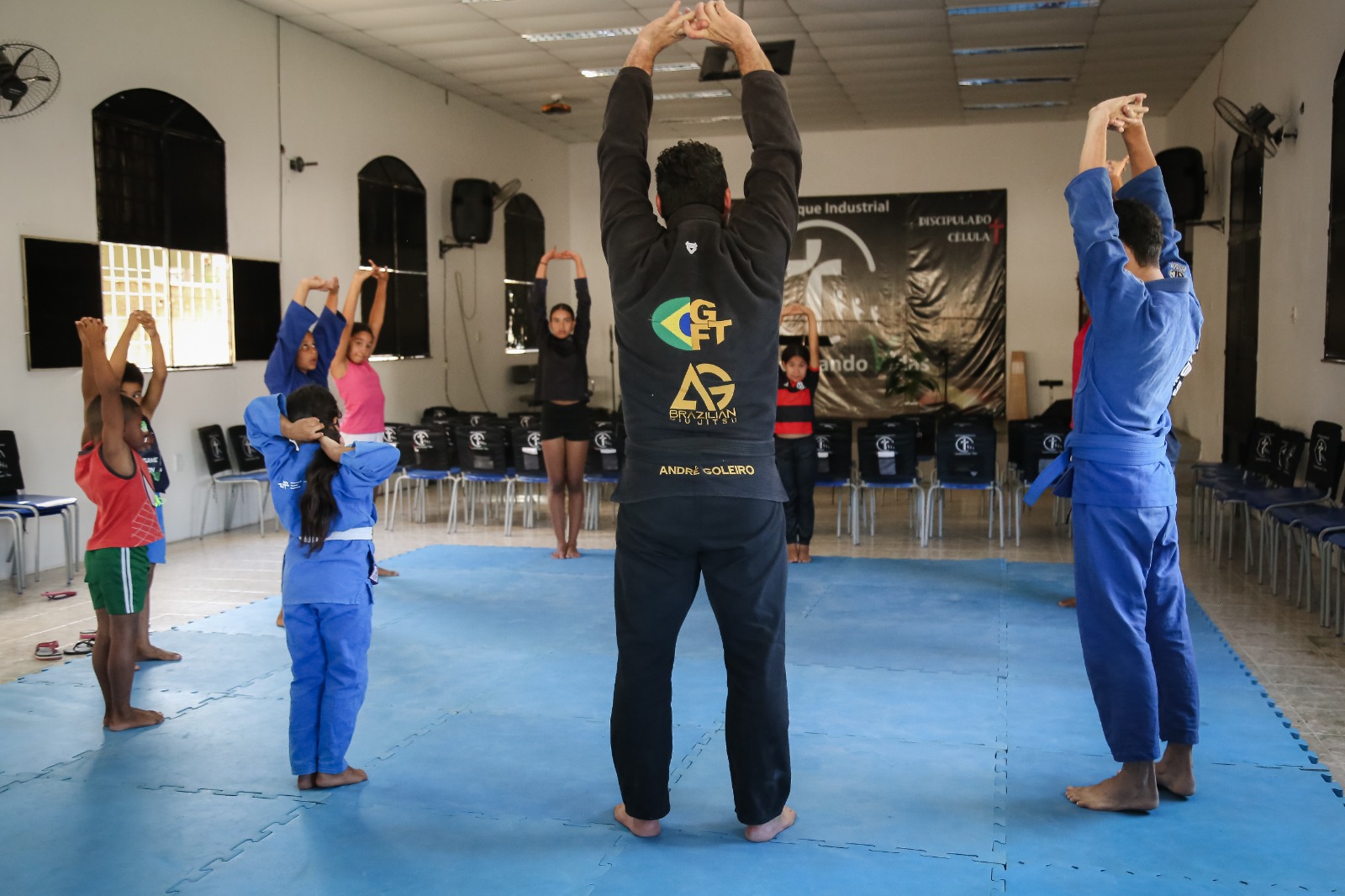 Projeto Transformar inicia aulas de Jiu-Jítsu com 40 inscritos em Itaboraí
