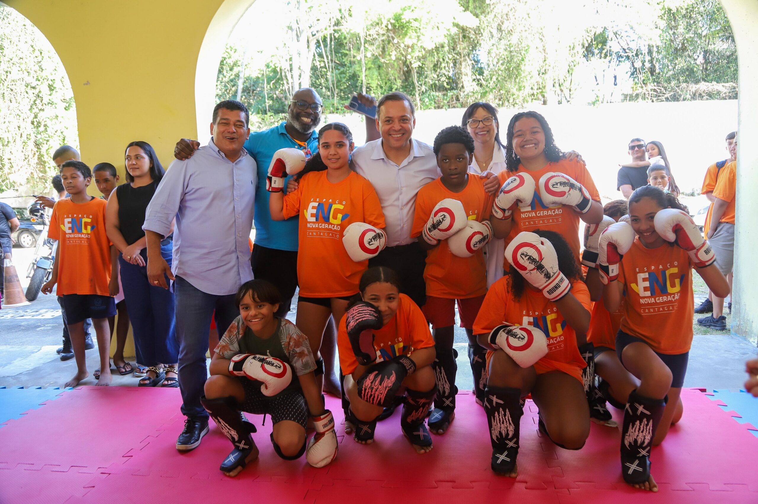 Prefeitura Móvel: Rodrigo Neves se reúne com diretoras de escolas e visita Espaço Nova Geração em Ciep