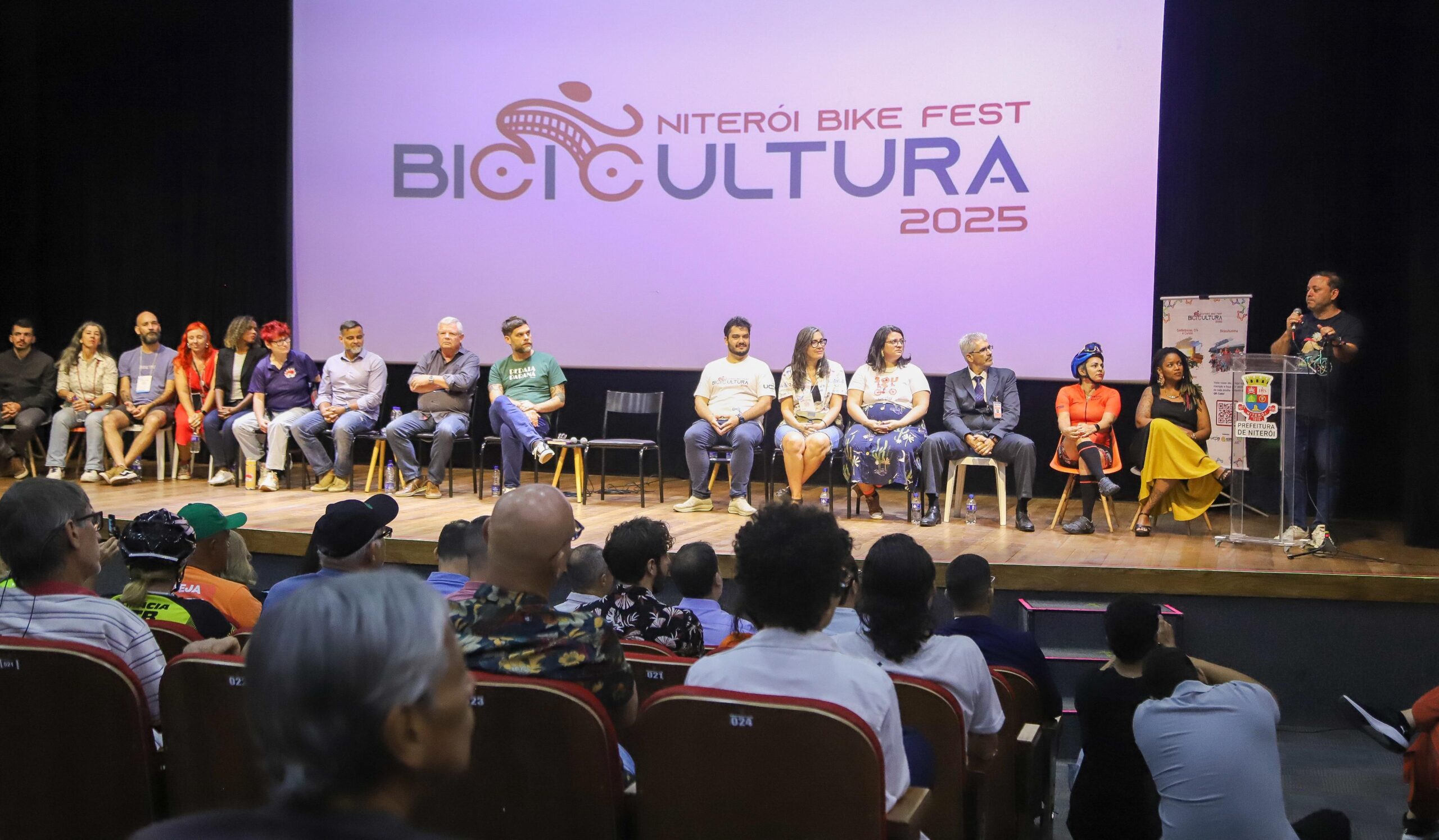 Prefeito Rodrigo Neves participa da abertura do Niterói Bike Fest – Bicicultura 2025