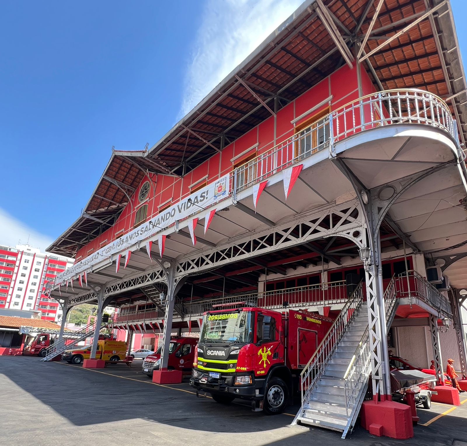 3º GBM de Niterói celebra 108 anos com homenagens, inauguração de salão histórico e novas instalações