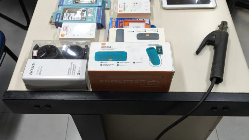 Guarda Municipal prende homem após furto de loja de acessórios para celulares