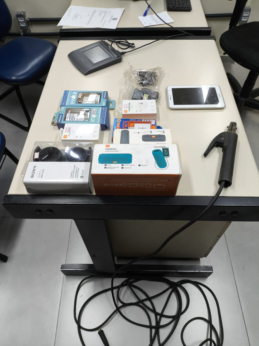 Guarda Municipal prende homem após furto de loja de acessórios para celulares