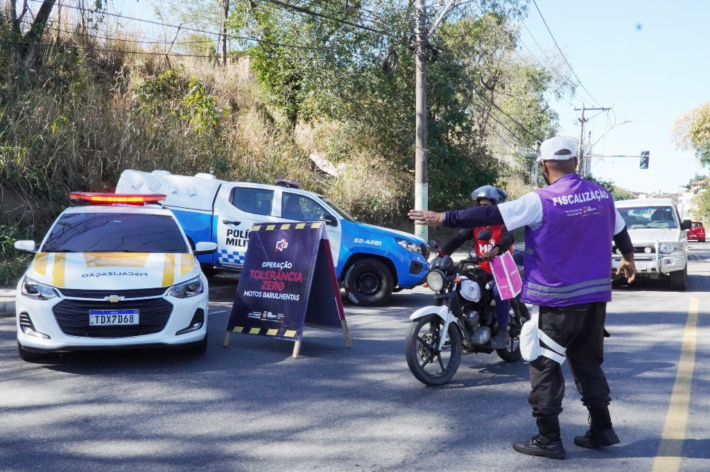 Operação Tolerância Zero contra motos barulhentas realiza mais de 850 abordagens em uma semana