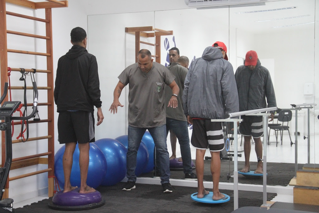  ‘Imprudência Custa Caro’: acidentados de motos lotam clínicas de fisioterapia