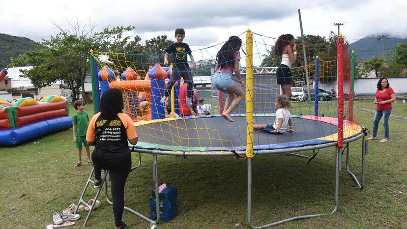 Prefeitura de Maricá leva festa do Dia das Crianças às comunidades do município