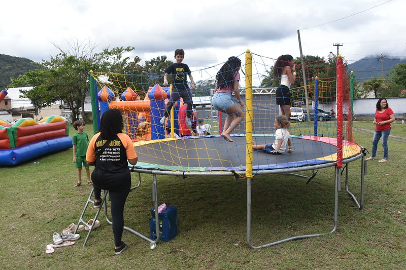 Prefeitura de Maricá leva festa do Dia das Crianças às comunidades do município