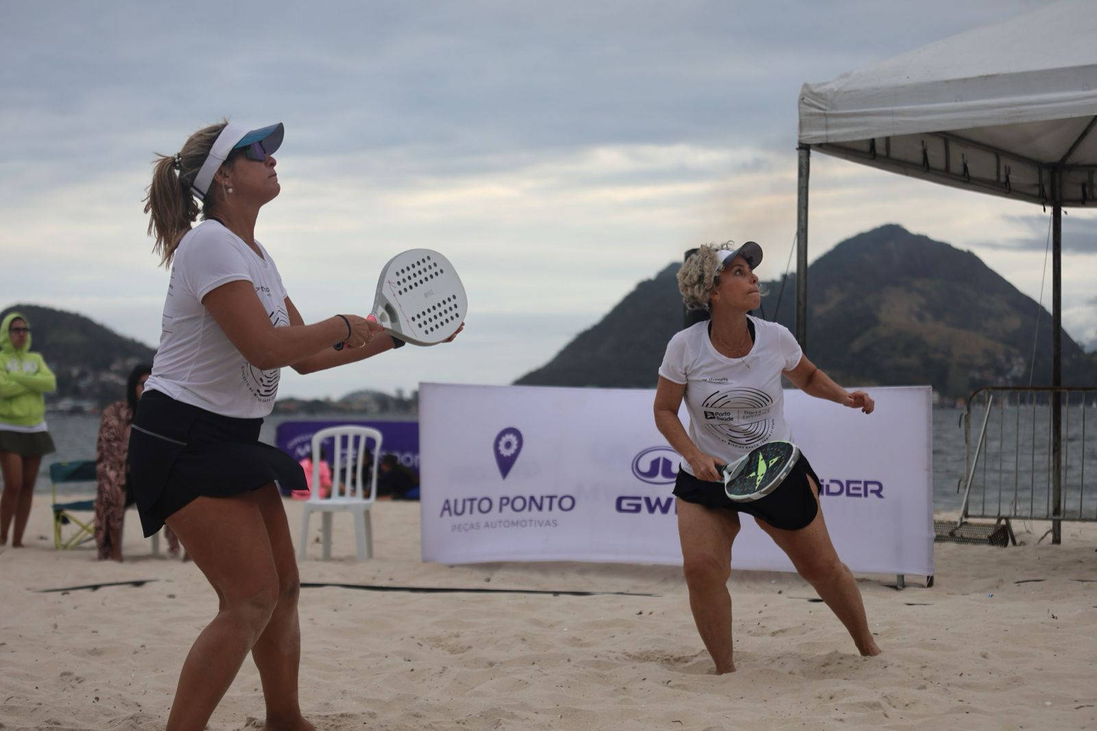 Beach Tennis: circuito Porto Track&Field Experience by Mineiro BT encerra temporada 2025 em Niterói