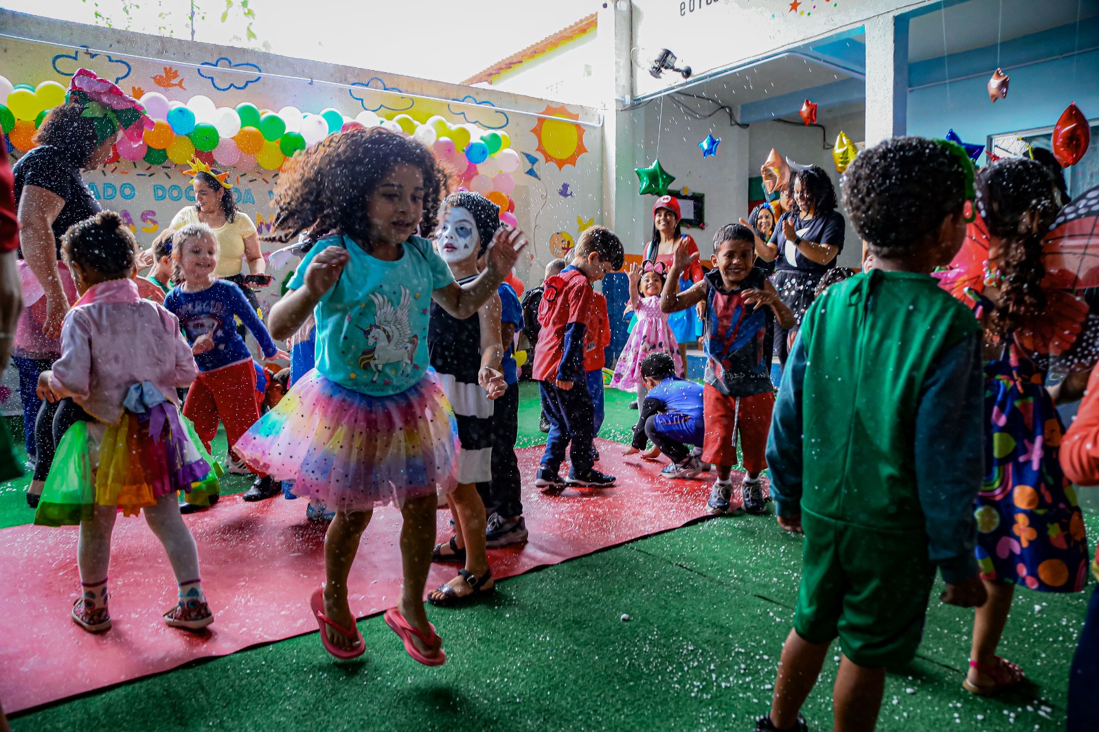 CEMEI Regina Augusta dos Santos celebra o Dia das Crianças com o “Dia da Fantasia”