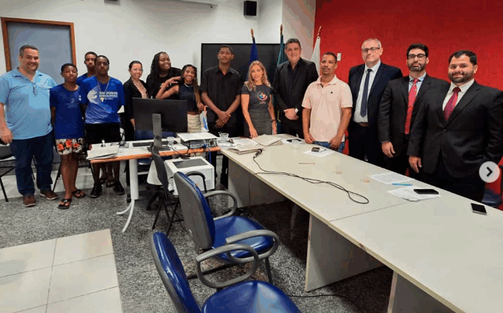 MPRJ reúne adolescentes e gestores para discutir políticas públicas em Campos dos Goytacazes