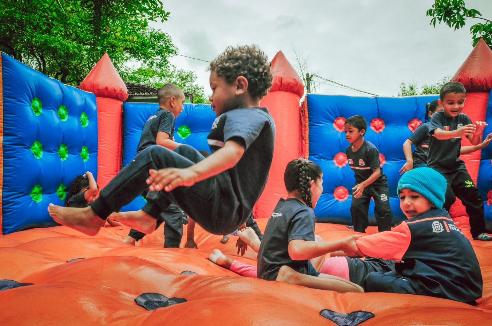 Dia das Crianças no Parque Paleontológico tem diversão, aprendizado e consciência ambiental