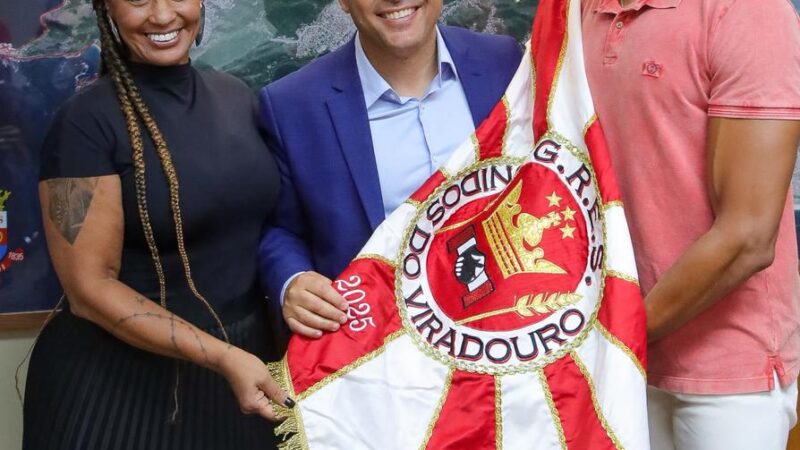 Ensaios de rua da Viradouro começam em novembro na Amaral Peixoto