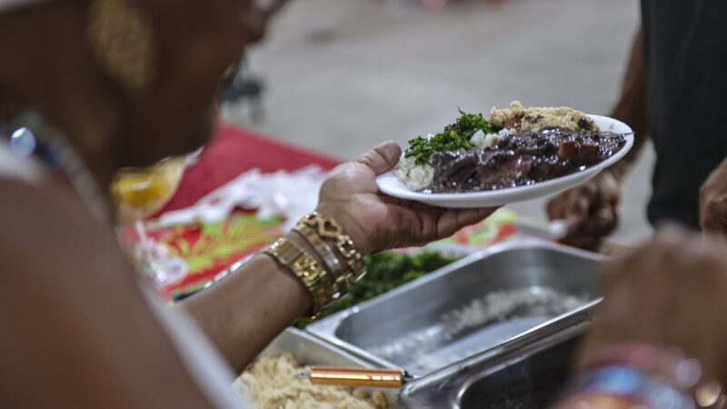 Feriado da República será de feijoada e samba na quadra do Porto da Pedra