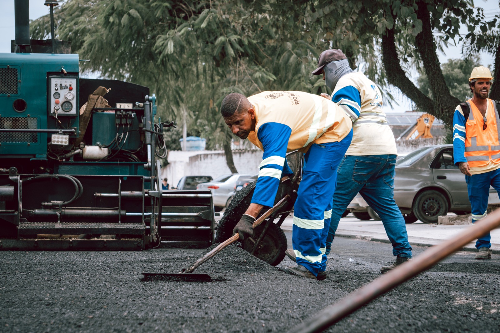 Prefeito de Itaboraí acompanha de perto avanço das obras de revitalização da Avenida 22 de Maio