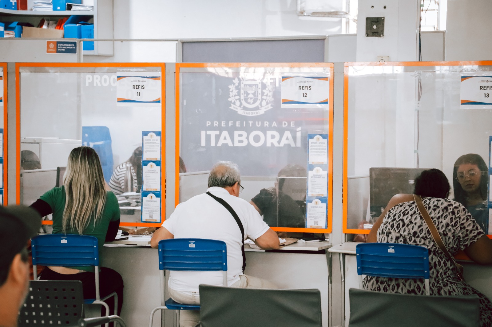 REFIS 2025 já ultrapassa 10 mil atendimentos e 8 mil acordos firmados em Itaboraí