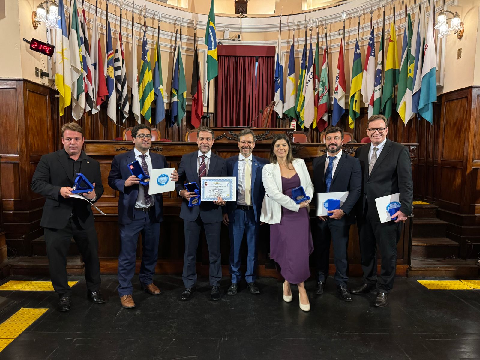 Homenagens marcam Sessão Solene do vereador Daniel Marques no Mês dos Animais