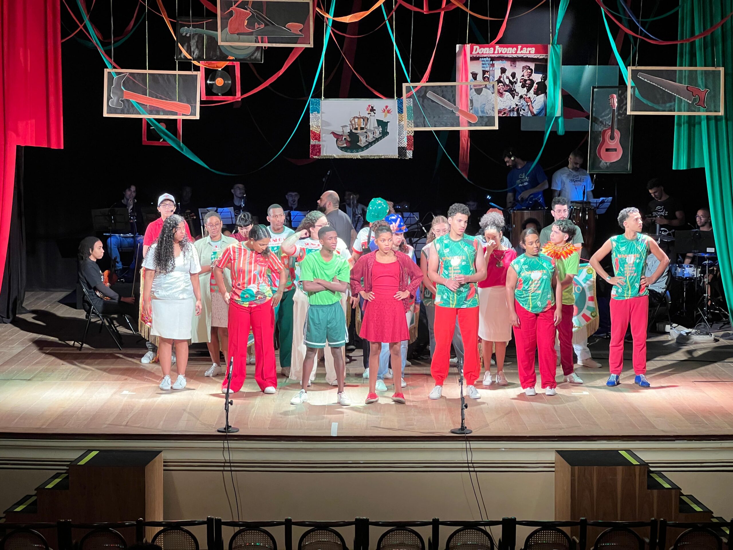 Aprendiz Musical apresenta tributo a Dona Ivone Lara com jovens do coro e da orquestra