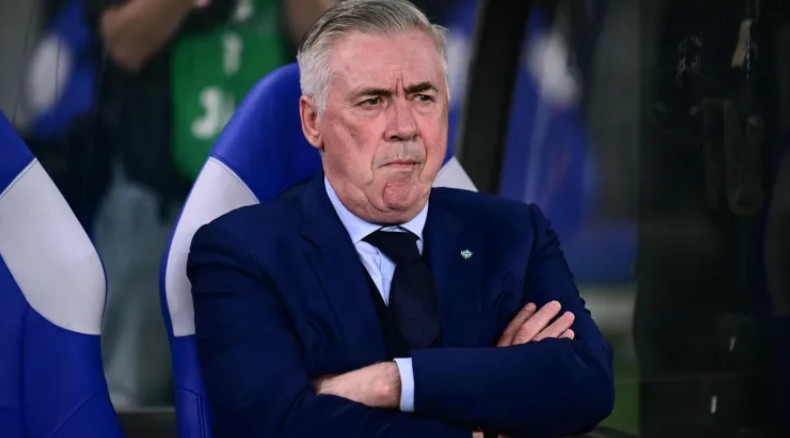 Japão aproveita colapso do Brasil, vira em 25 minutos e vence pela primeira vez