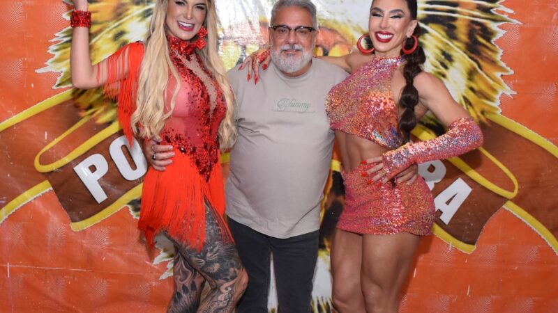 Andressa Urach e Andrea Andrade brilham em ensaio do Porto da Pedra