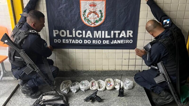 7º BPM aperta o cerco ao tráfico em São Gonçalo: Três homens são presos com pistola e drogas