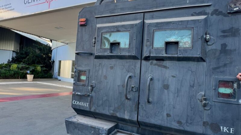 Operação no Complexo do Salgueiro deixa três baleados e um preso; fuzil e pistolas apreendidos