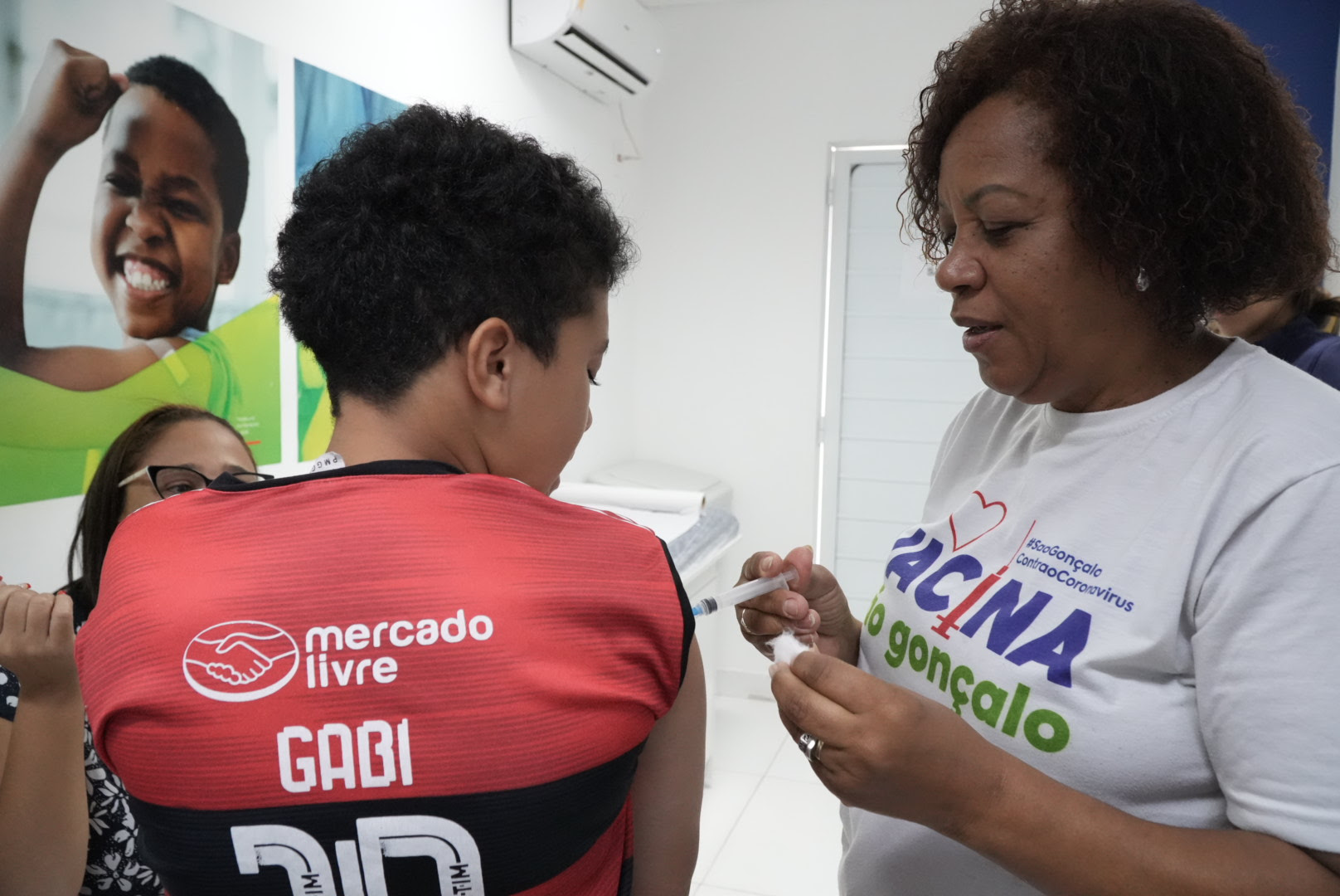 Campanha de multivacinação acontece em 64 unidades de saúde em São Gonçalo