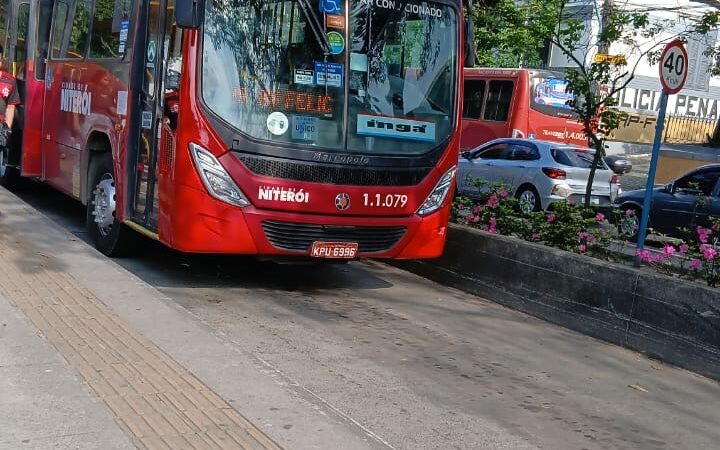Moradores da Palmeira do Fonseca são surpreendidos com retirada da linha 24 Palmeira