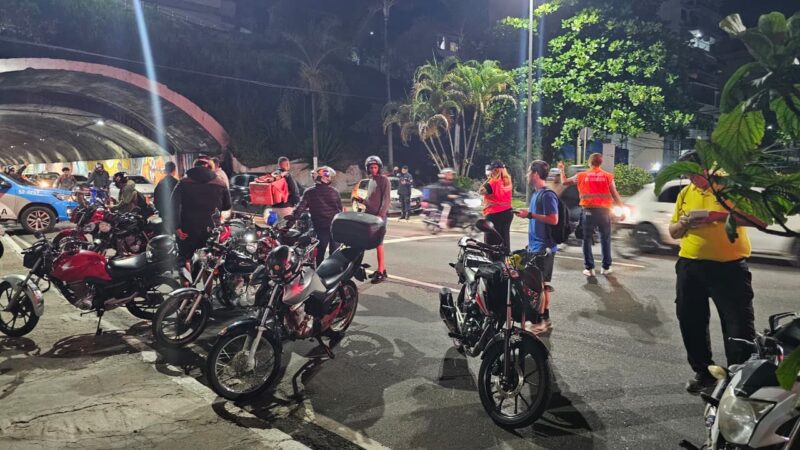 Prefeitura de Niterói intensifica fiscalizações contra motos barulhentas e registra 29 autuações em operação no Túnel Raul Veiga