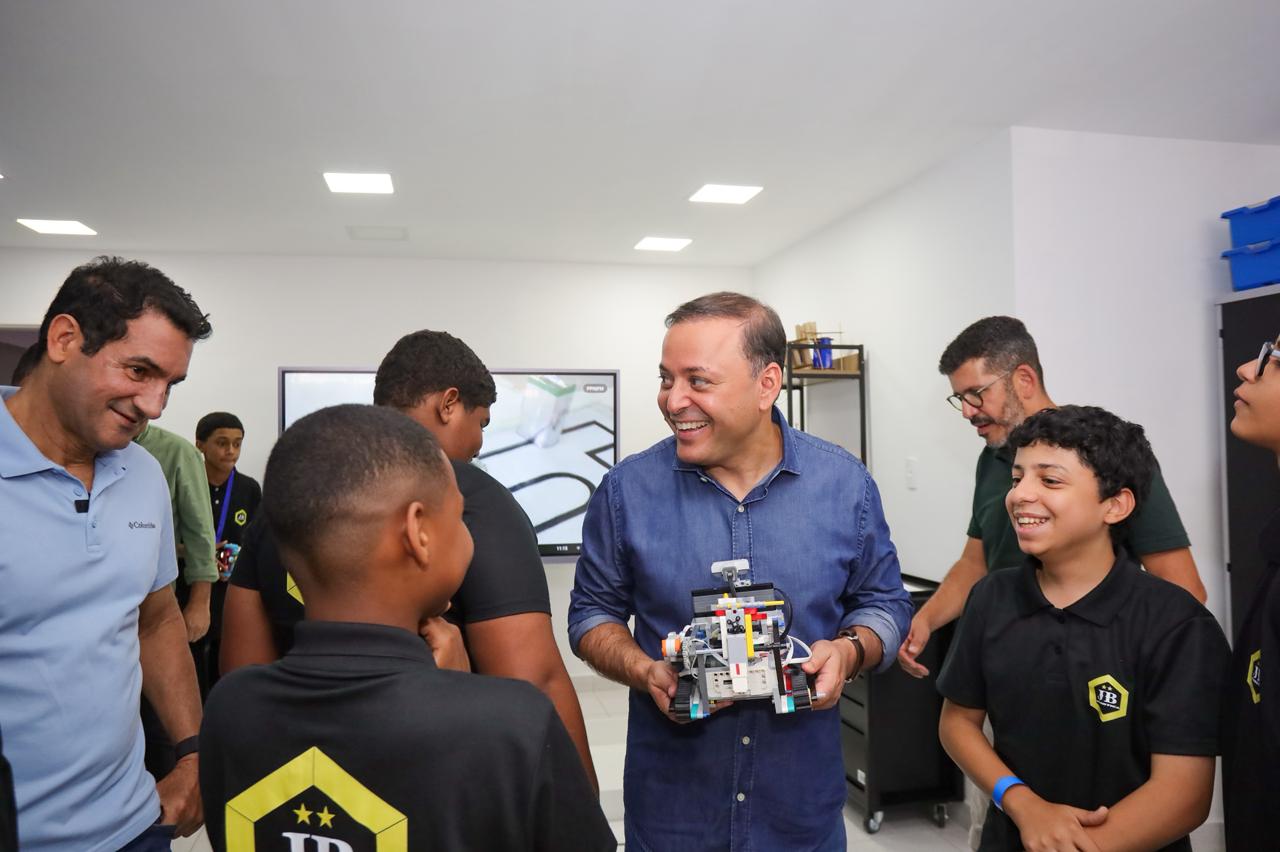 Prefeitura de Niterói inaugura novas instalações do Centro de Formação Darcy Ribeiro, no Barreto