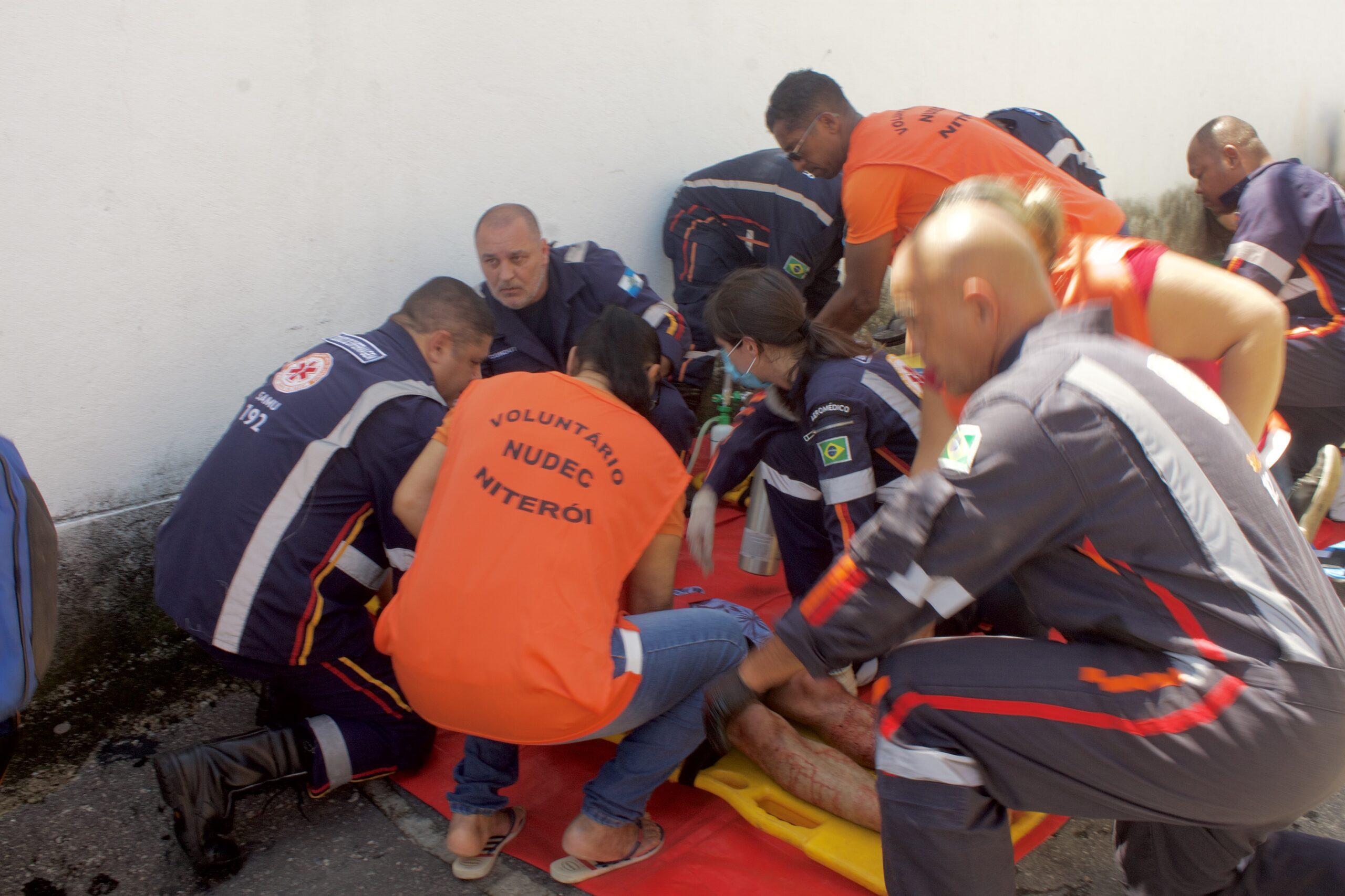 Prefeitura de Niterói realiza simulado de alerta e alarme da Defesa Civil no Morro da Zulu