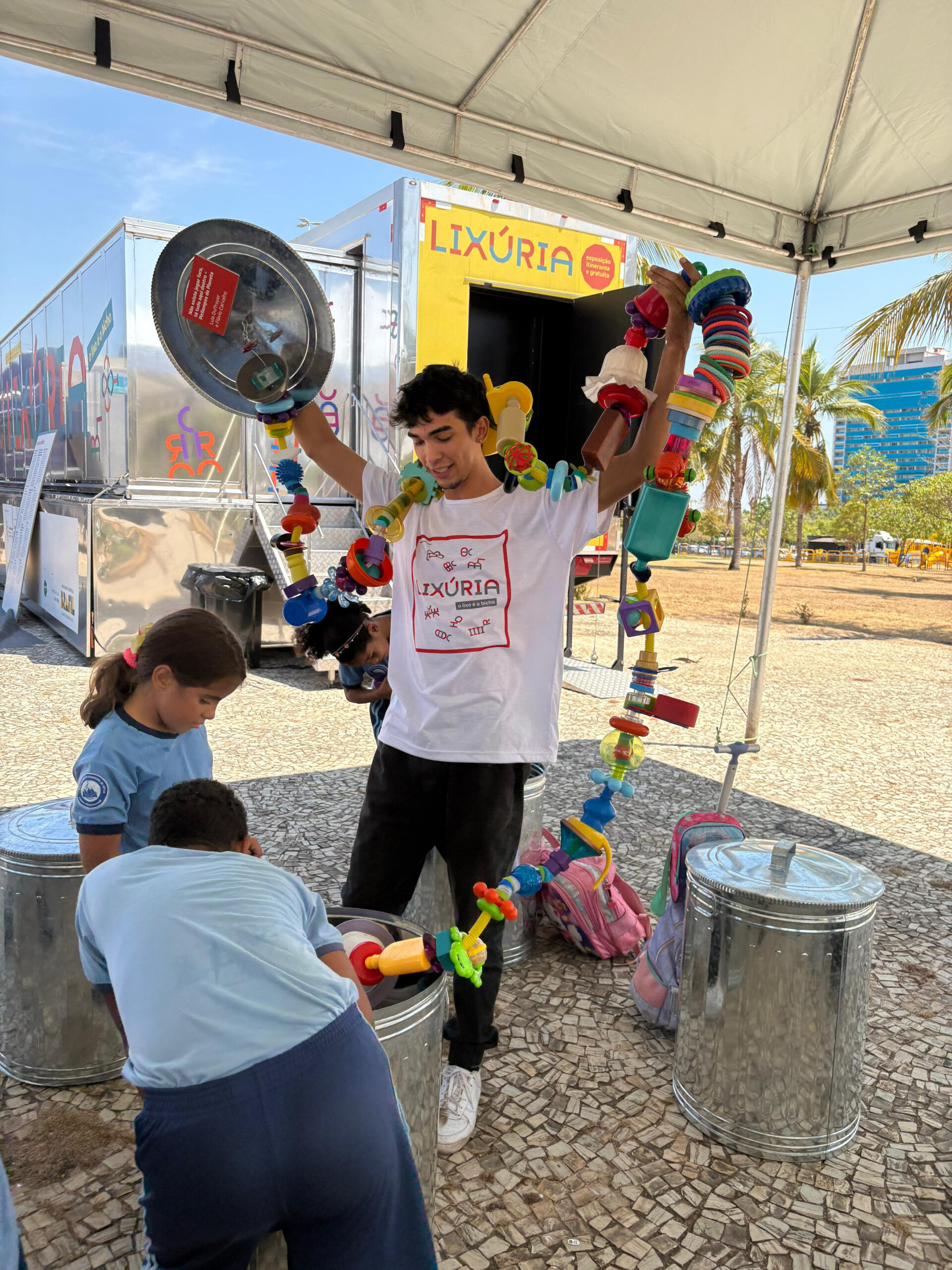 São Gonçalo receberá exposição sobre descarte de resíduos com o Busão das Artes