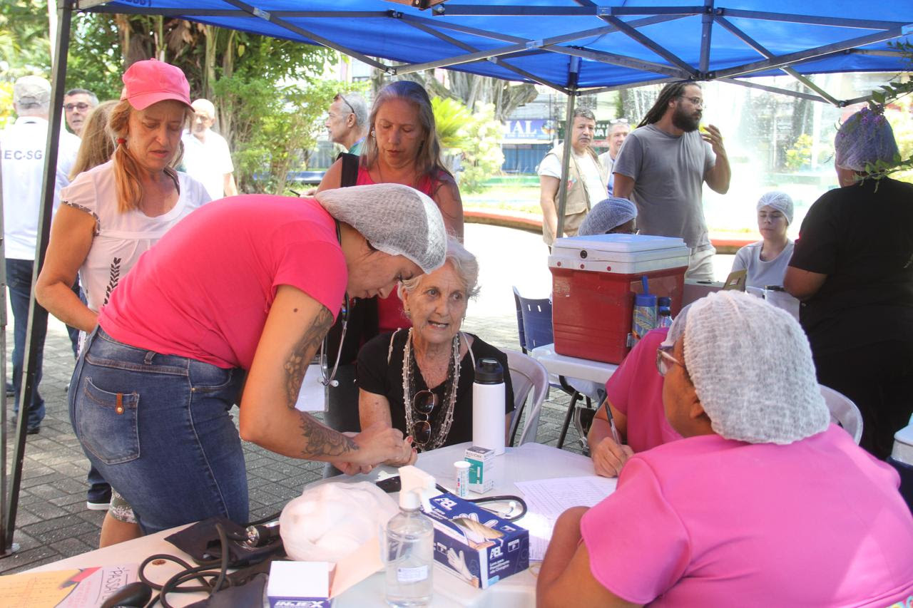 São Gonçalo realiza Dia D de Combate à Dengue com ações de prevenção e vacinação na Praça do Zé Garoto