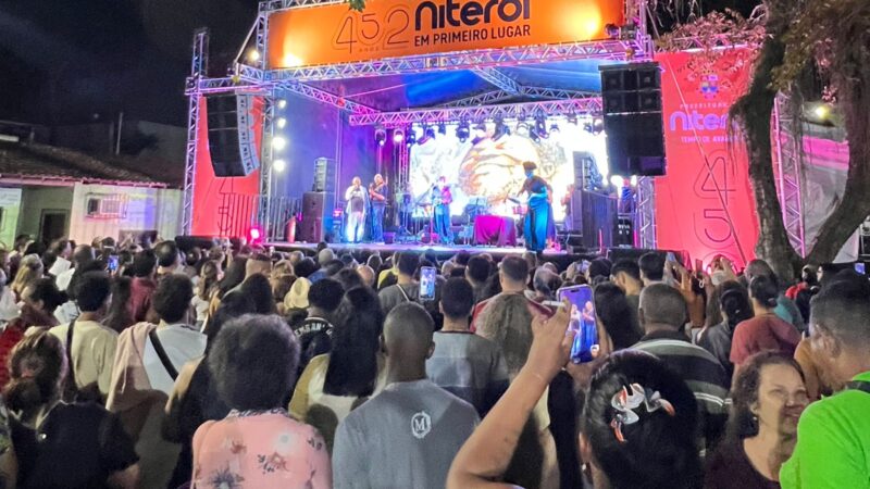 Fim de tarde inesquecível no Fonseca com show de Martinho da Vila