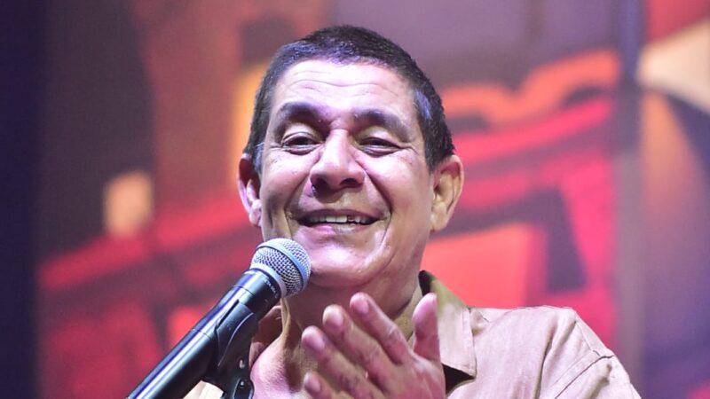 Zeca Pagodinho embala Niterói no aniversário de 452 anos da cidade
