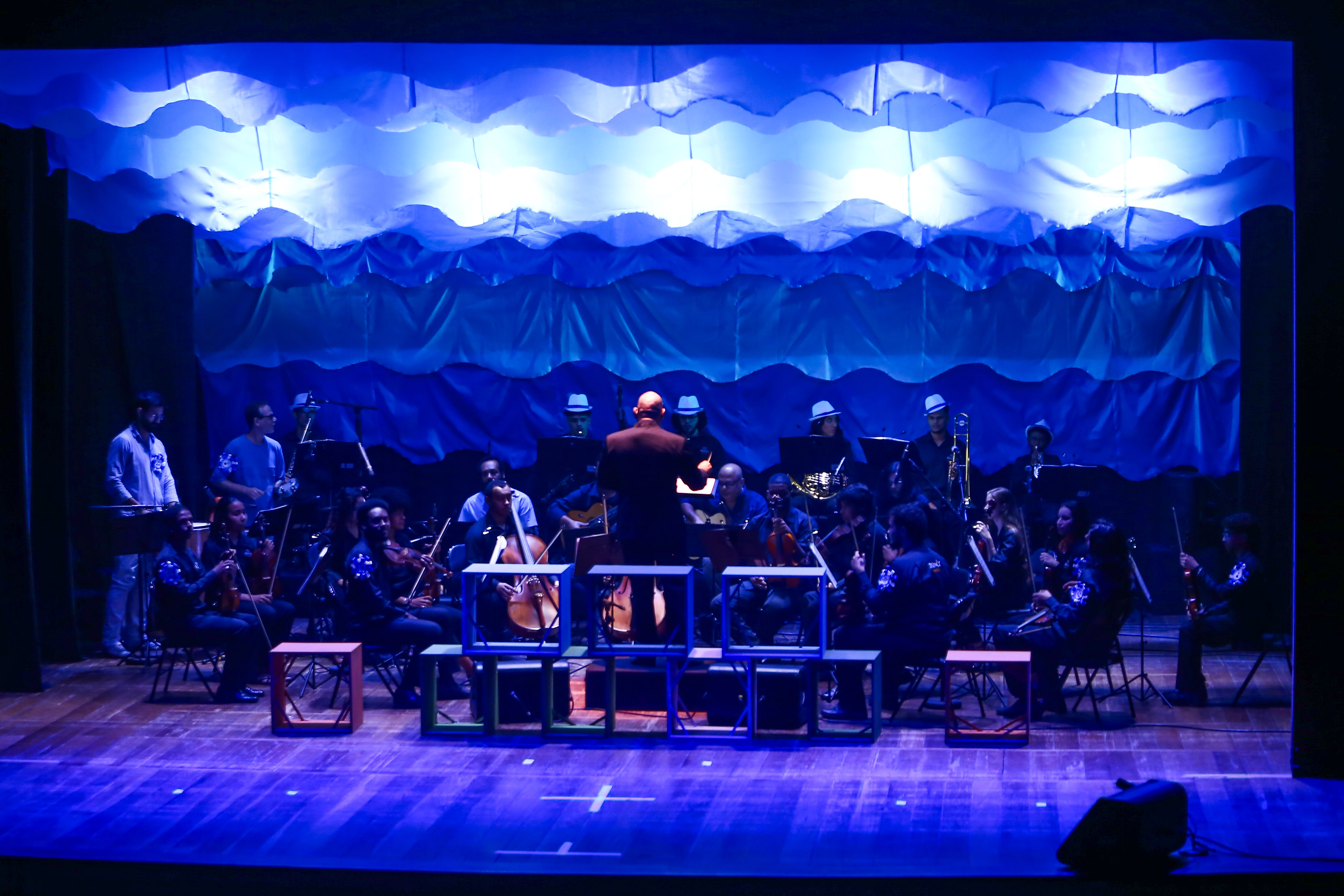 Prefeitura de Niterói anuncia atrações musicais e esquema especial para o Réveillon 2026