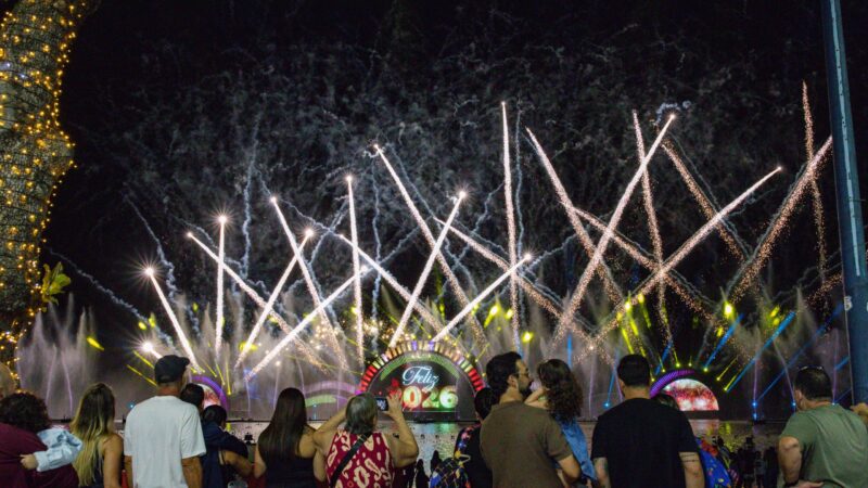 Réveillon em Maricá terá exibição especial do espetáculo das Águas Dançantes em Araçatiba