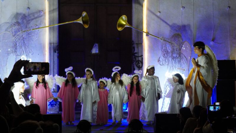 Natal ItaLuz 2025: Fé e tradição marcam a noite com Auto de Natal e Coral na Praça do Centro