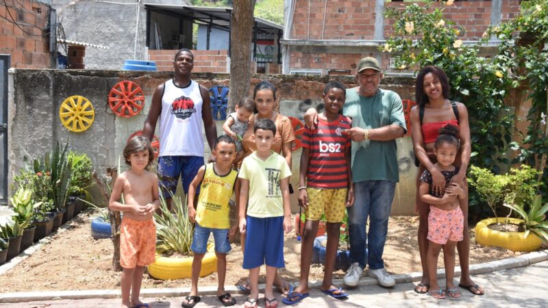 Clin lança programa de paisagismo em comunidade de Niterói