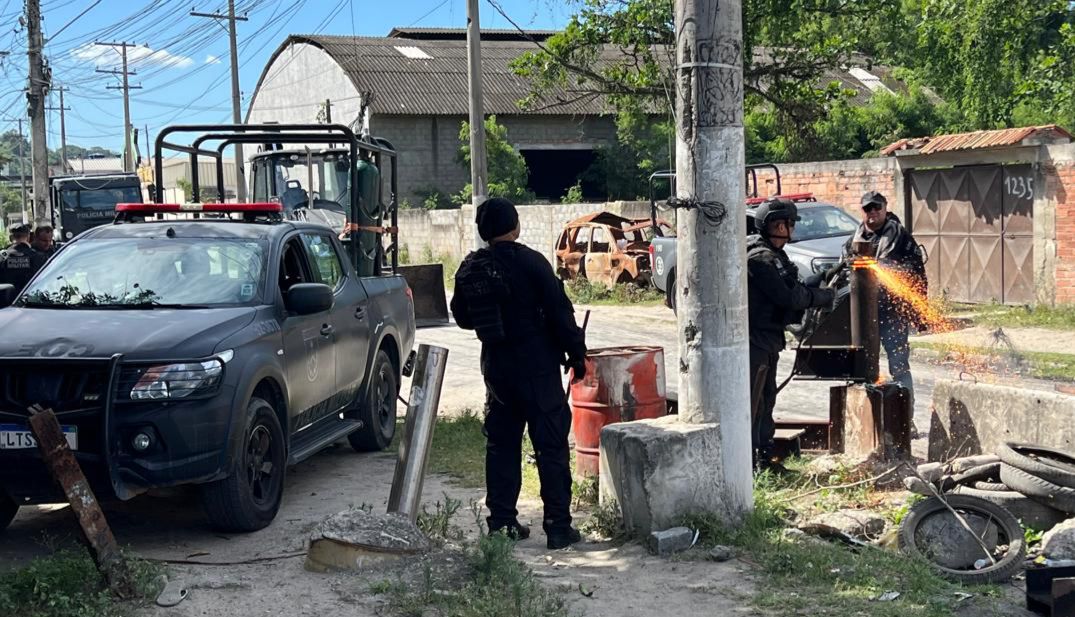 Megaoperação policial mobiliza mais de mil agentes no Complexo do Salgueiro em São Gonçalo