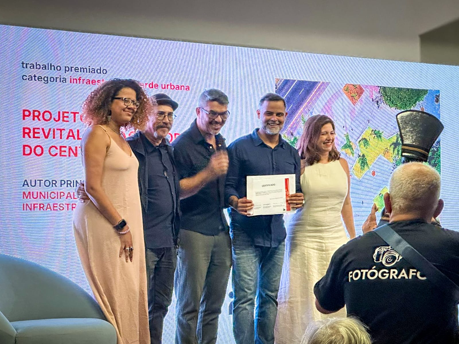 Prefeitura de Niterói conquista Prêmio IAB 2025 com projeto de revitalização da orla do Centro