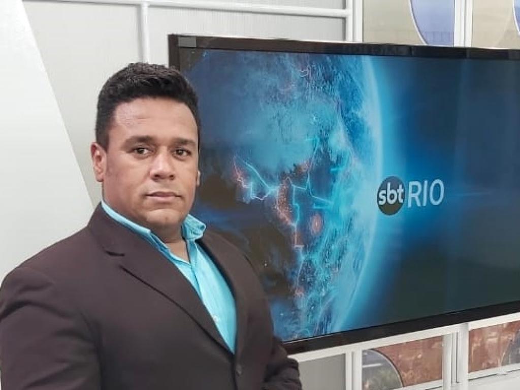 Morre aos 52 anos o jornalista Caio Álex, em Cabo Frio