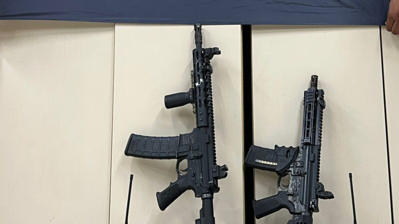 Polícia Militar recebe denúncia de criminosos armados na comunidade da Palmeira, no Fonseca e captura dupla do Rio (Vila Aliança)