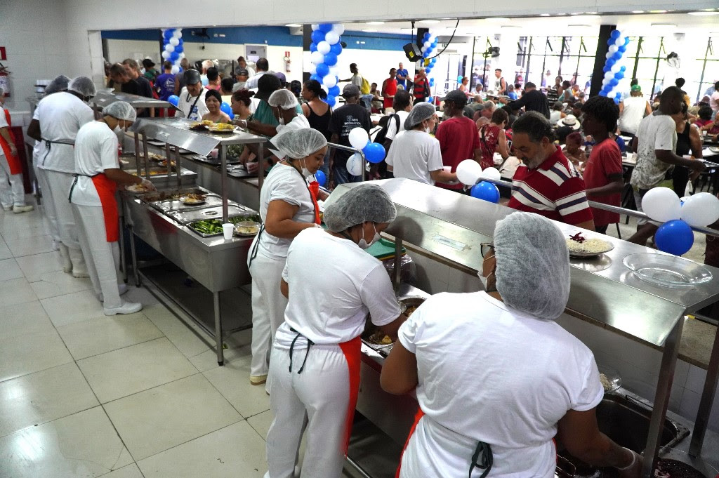 Restaurante do Povo completa três anos de funcionamento