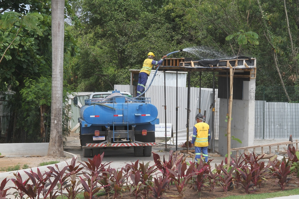 Novas quadras esportivas no Parque RJ São Gonçalo estão quase concluídas