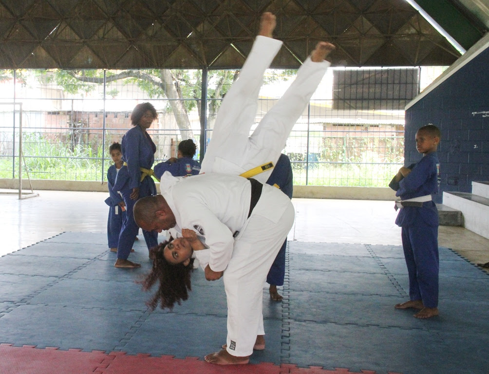 Judô é uma das artes marciais gratuitas oferecidas pelo projeto Saúde em Movimento