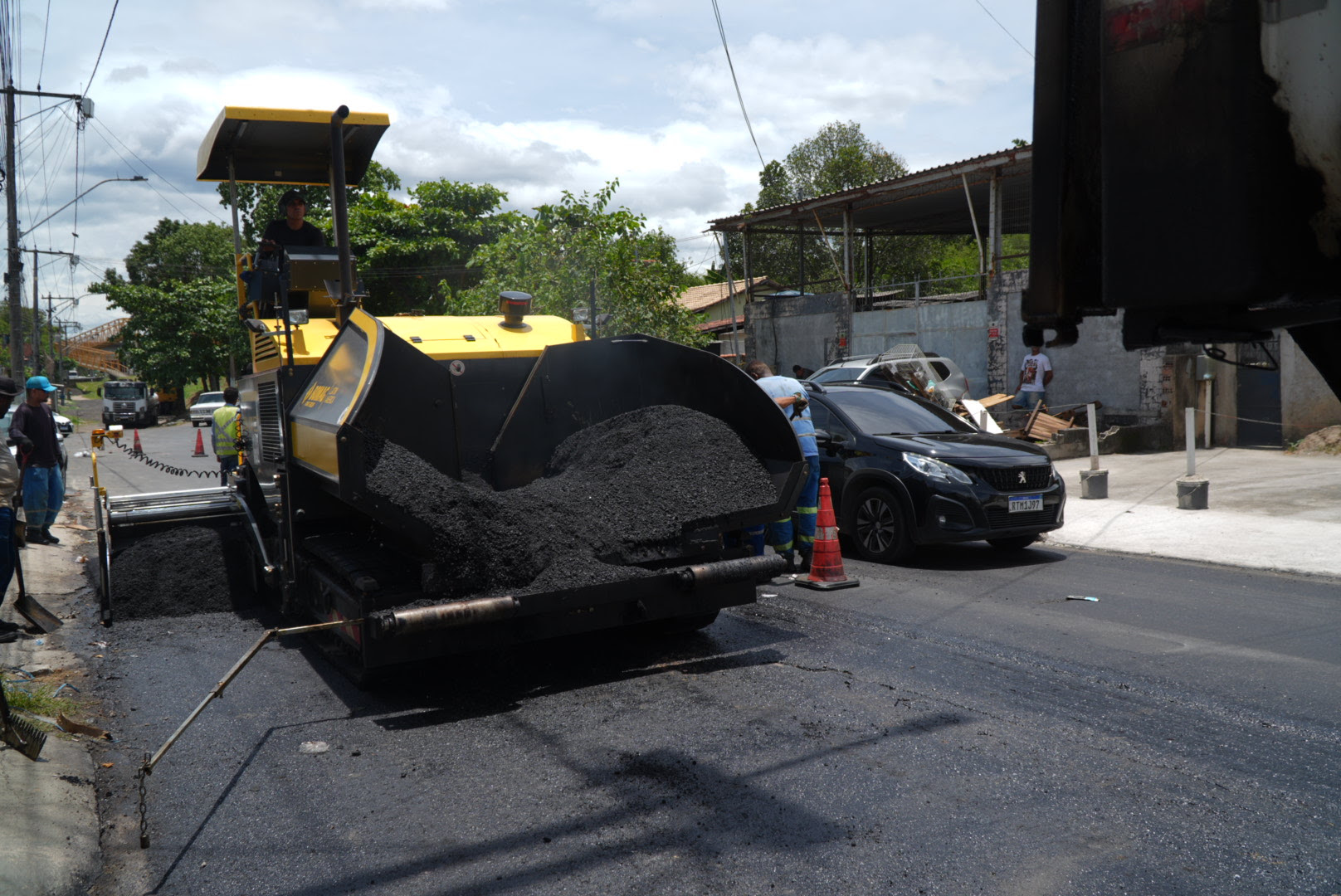 Ruas no Boa Vista recebem obras de pavimentação