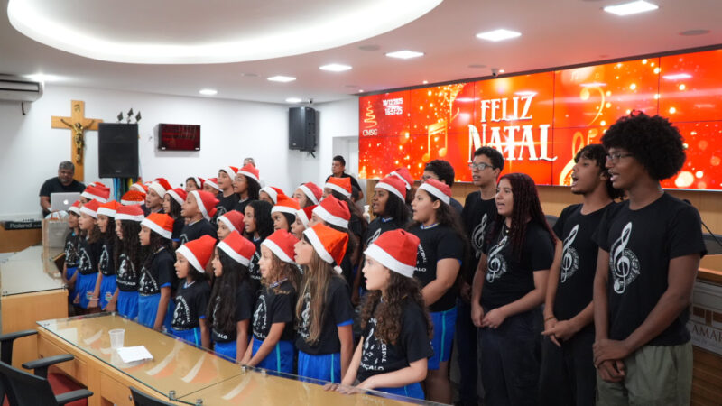 Coral Infantil de São Gonçalo faz apresentação na Câmara de Vereadores