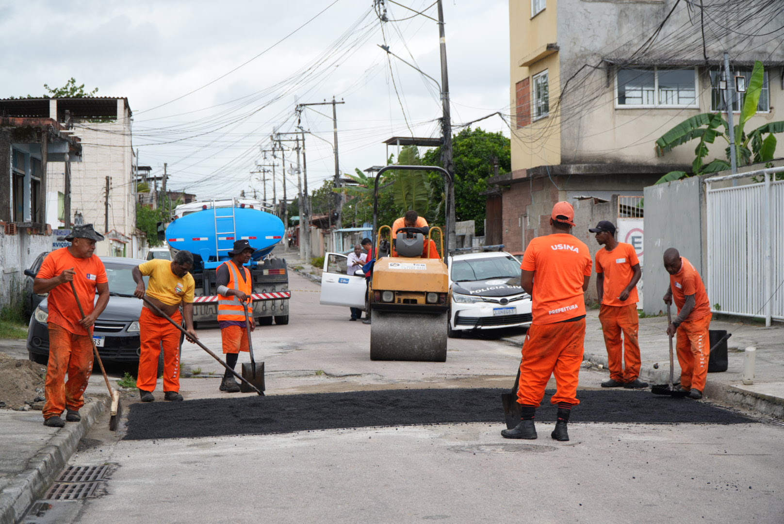 São Gonçalo chega a mais de 200 toneladas de massa asfáltica utilizadas para reparar vias no Jardim Catarina