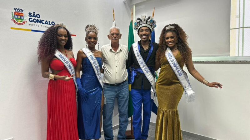 Prefeito Capitão Nelson recebe Corte do Carnaval de São Gonçalo 2026
