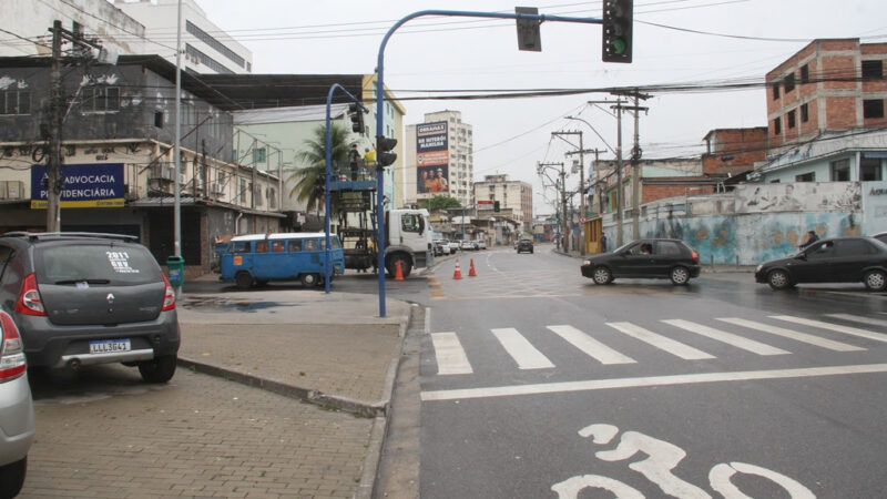 Prefeitura realiza novas mudanças no trânsito da região central de São Gonçalo
