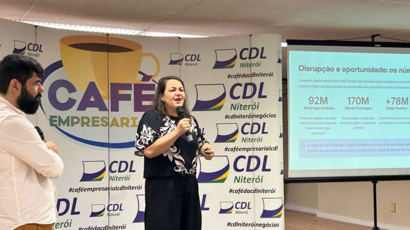 Café Empresarial da CDL Niterói debate IA na prática para os negócios